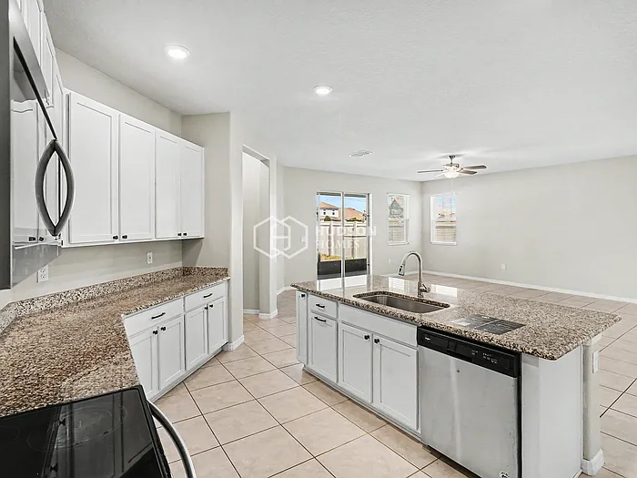 1560 Scarbrough Abby Pl — Photo 8