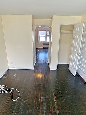 5th image of 21-28 29th St #3FF