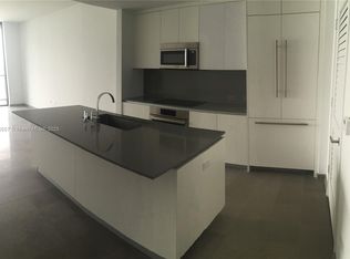 68 SE 6th St #3406, Miami, FL 33130