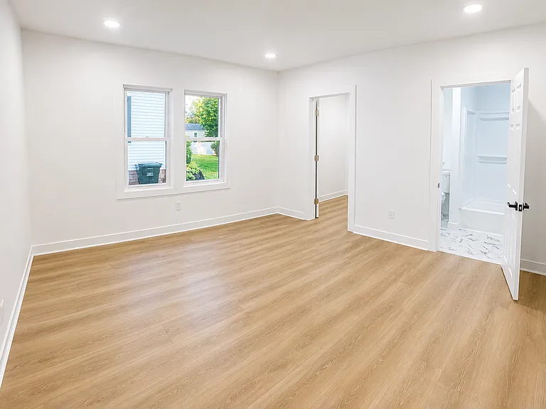 65 Dubois Ave #A — Photo 3