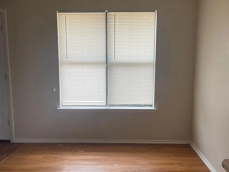 2301 Timberline Dr — Photo 9