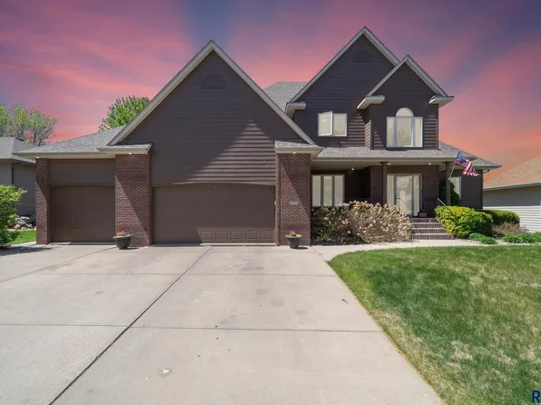 3701 S Pillsberry Ave, Sioux Falls, SD 57103