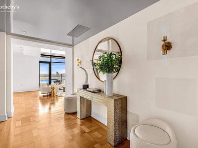 170 E End Ave APT 16A, New York, NY, 10128