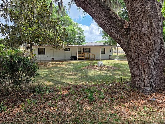 3rd image of 16995 SE 101st Court Rd