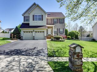 19 Crescent Rd, Old Bridge, NJ 08857