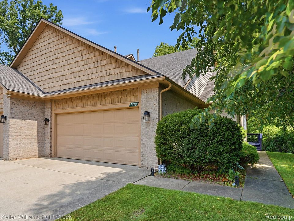 1310 Bay Hl #15, photo 28