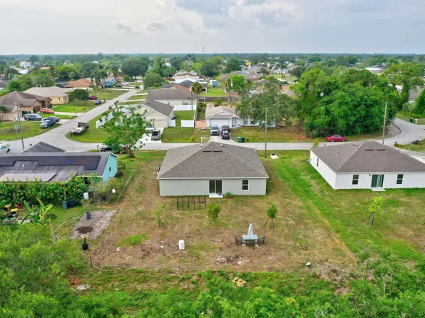 2629 SW Harem Circle, Port St Lucie, FL 34953