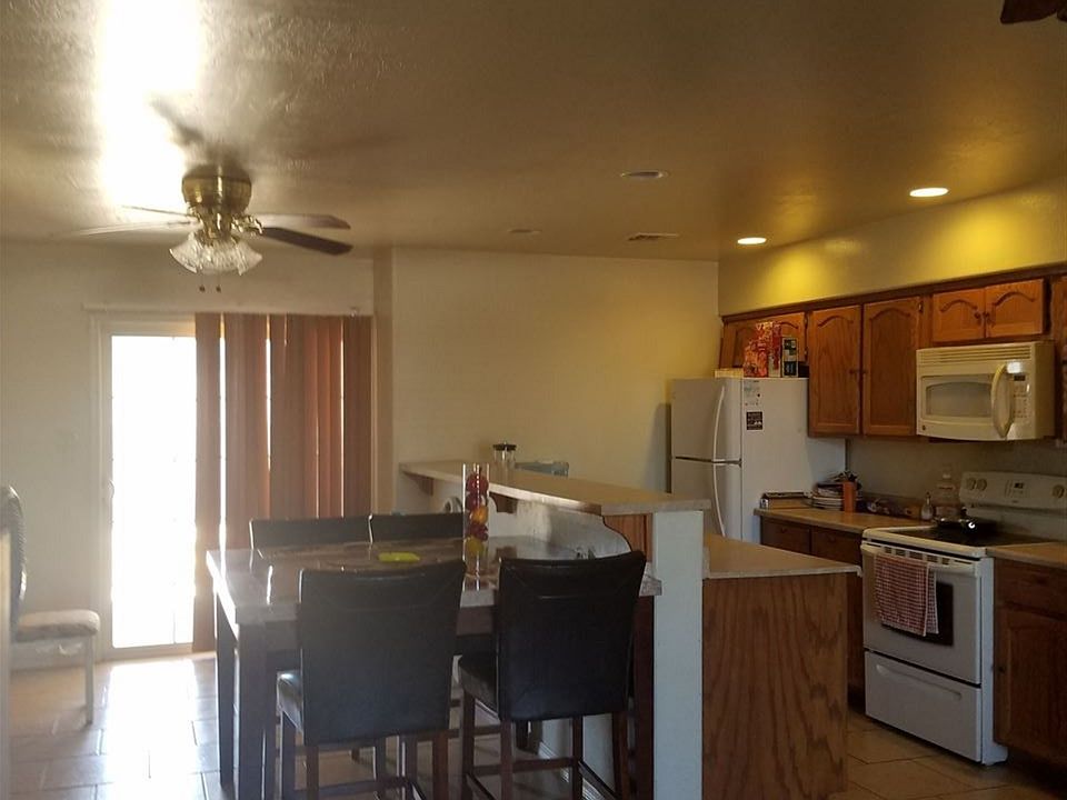 2nd image of 209 E Juarez St
