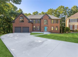 6723 Winterberry Ridge Dr, Stone Mountain, GA 30087