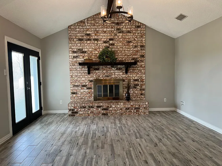 202 S Sendero Dr — Photo 8