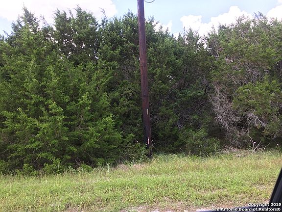 5th image of 426 Eagle Ln