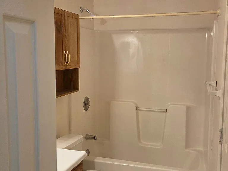 3242 N Virginia Ave — Photo 10