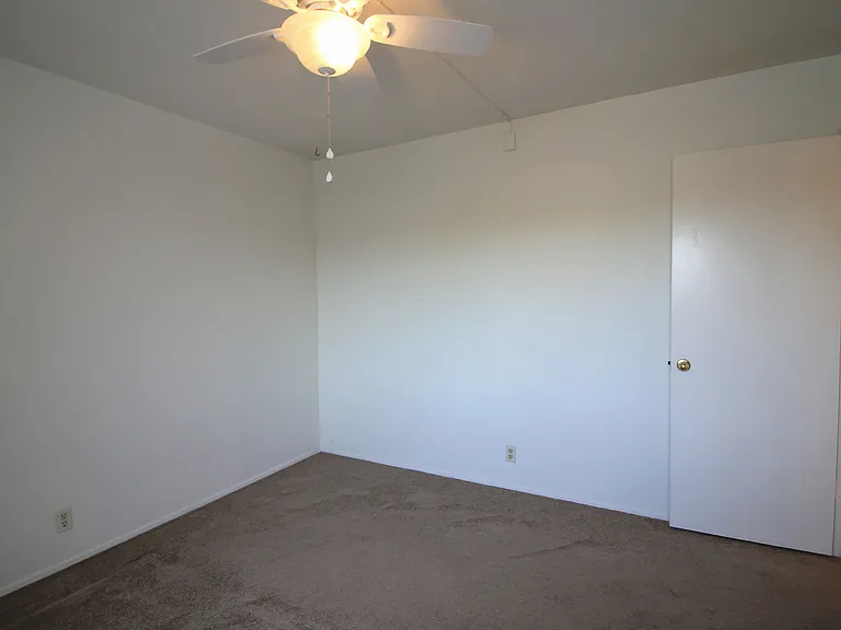 2835 Polk Ave — Photo 18