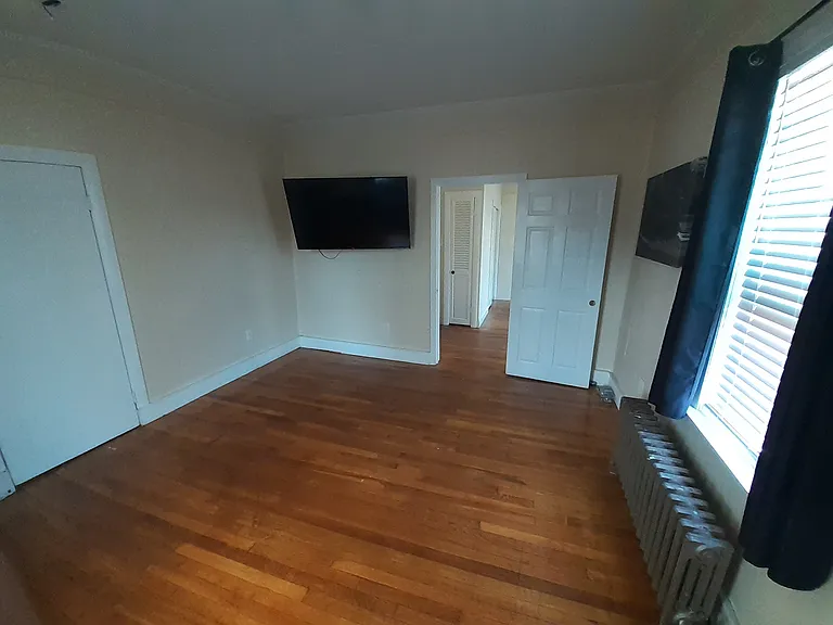 25 Wellington Ave #1 — Photo 3
