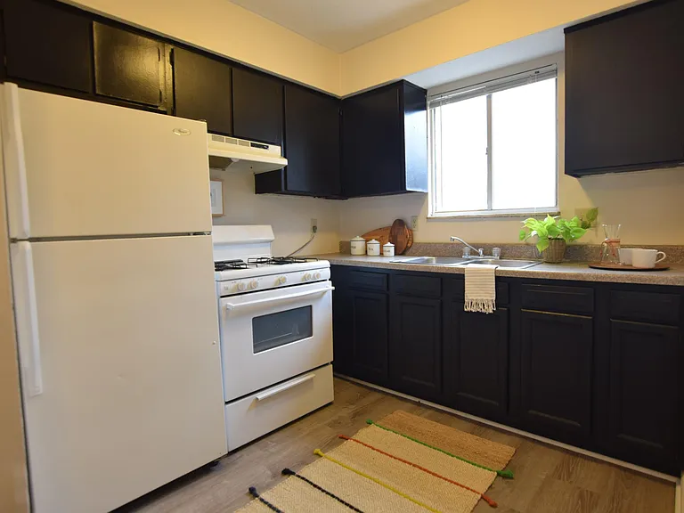 Kitchen, photos of townhouse while it was staged