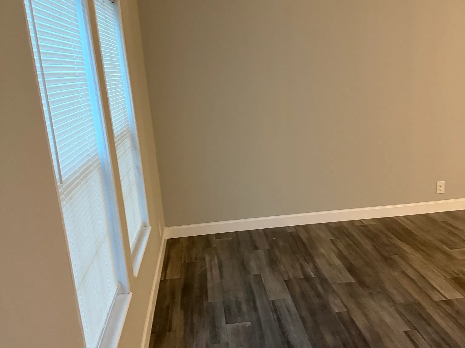 3 bed, 1400 sqft, $1,875 — Photo 3