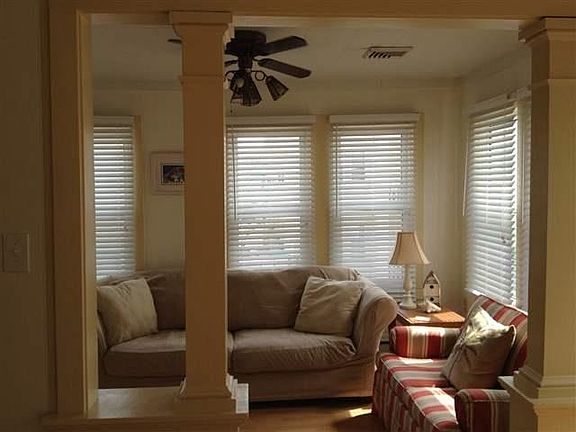 4th image of 326 E Juniper Ave