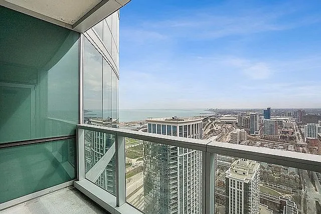 1201 S Prairie Ave #4206 — Photo 3