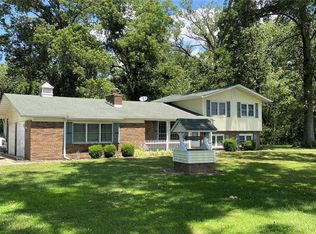 9305 Lower Marine Rd, Saint Jacob, IL 62281