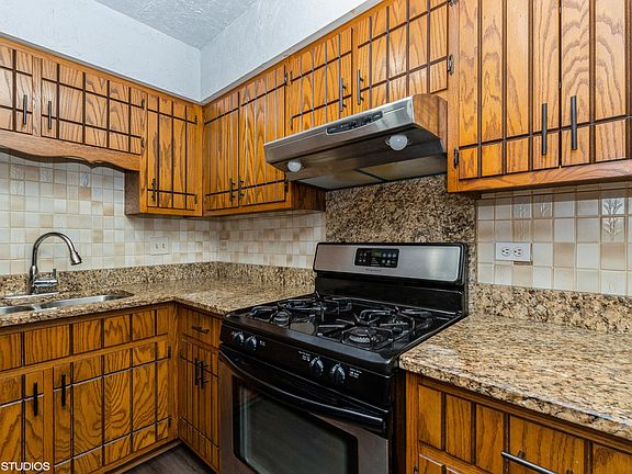 5th image of 7321 175th St APT 1D