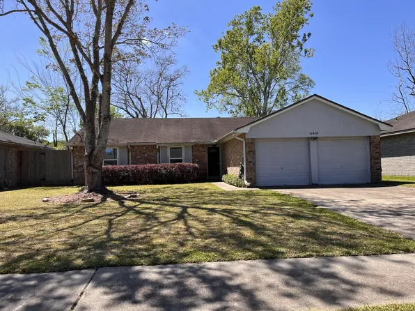 16450 Hibiscus Ln, Friendswood, TX 77546