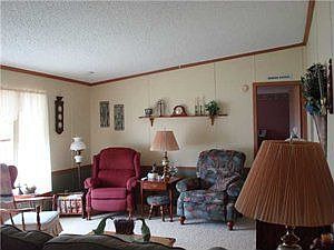 2nd image of 20 Juniper Ln