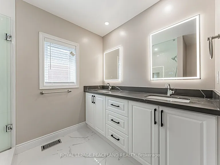 152 Flagstone Way — Photo 36