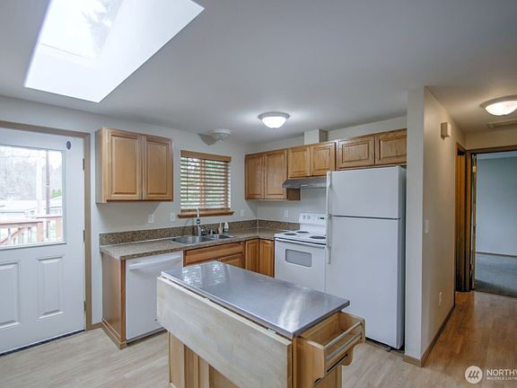 4th image of 9839 Mullen Road SE