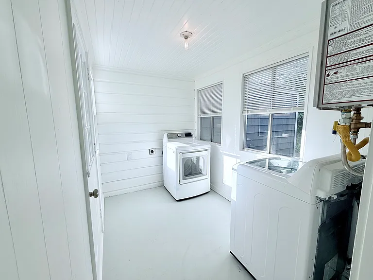 1621 Davis Blvd — Photo 21