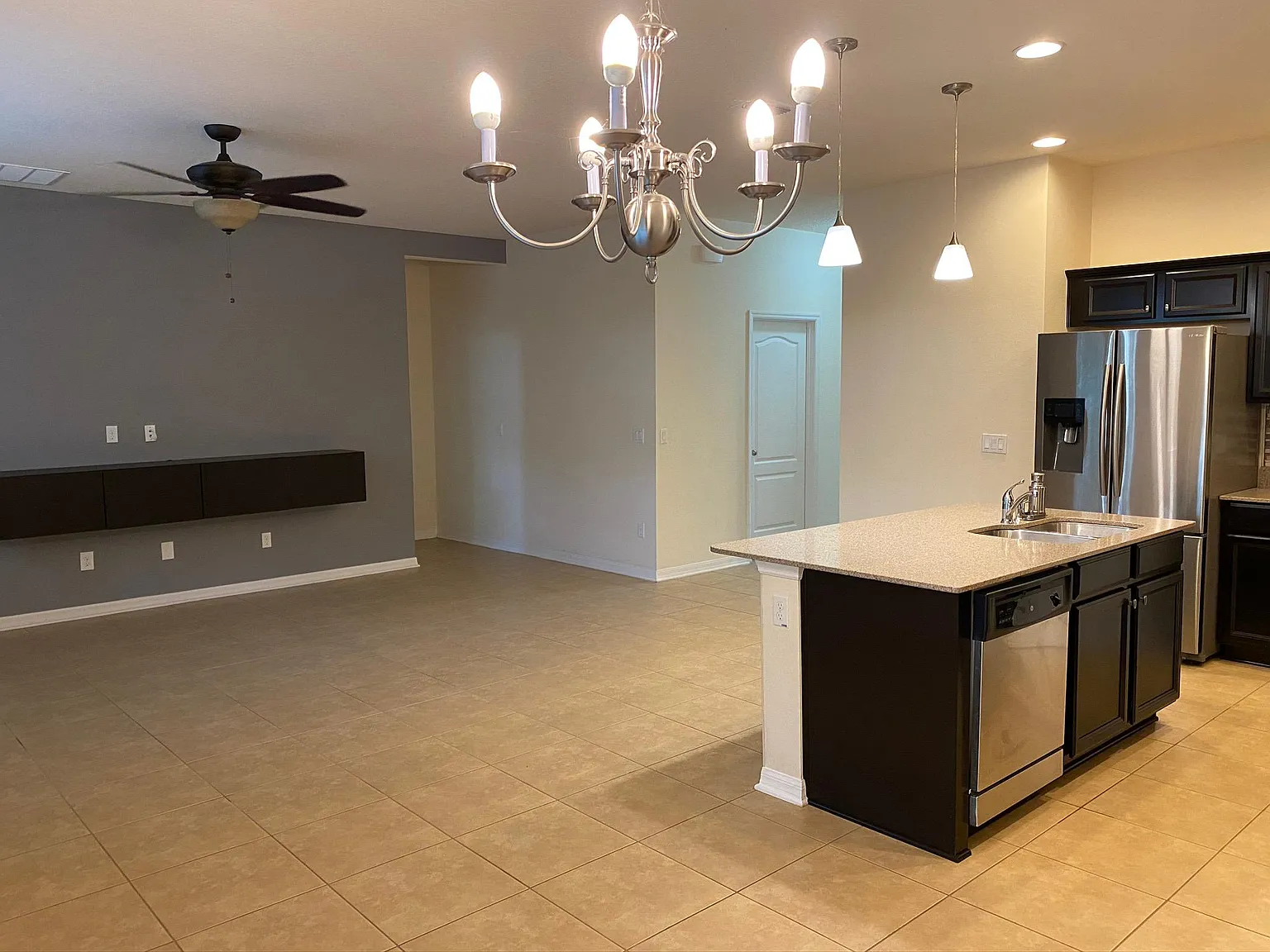 3 bed, 1510 sqft, $2,250 — Photo 4