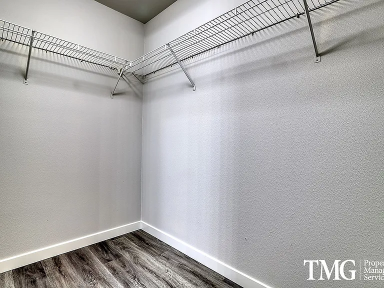 3708 NE 98th St — Photo 31