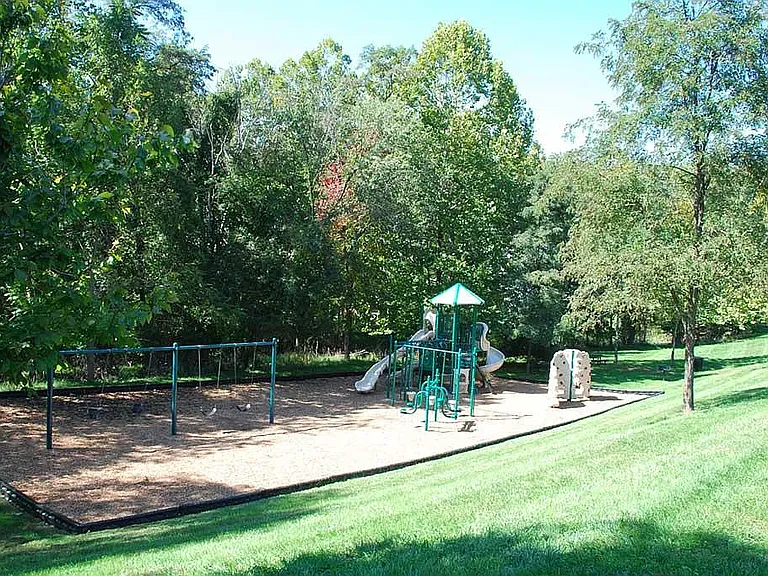 7045 Eaglehead Dr — Photo 32