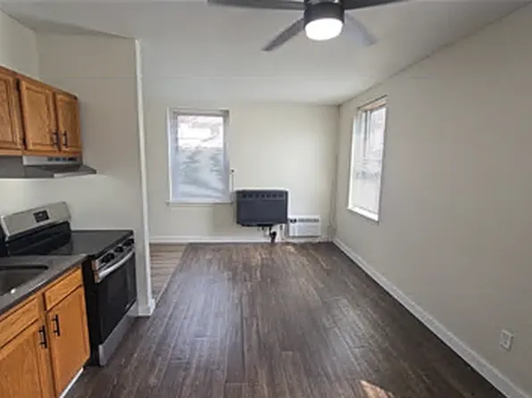 123 Iowa Ave, 123 E Iowa Ave #3, Iowa City, IA 52240