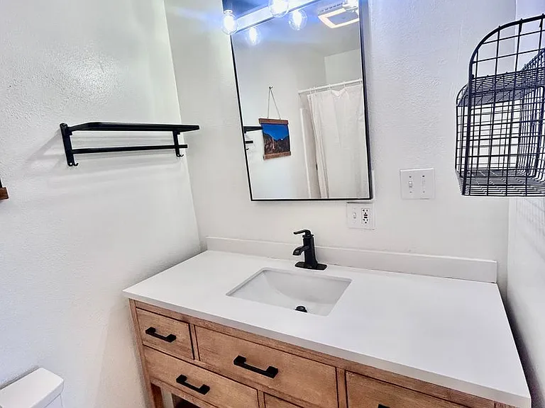 13407 E 55th St — Photo 35