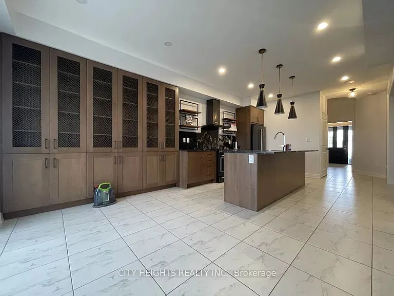 160 McWatters St — Photo 10