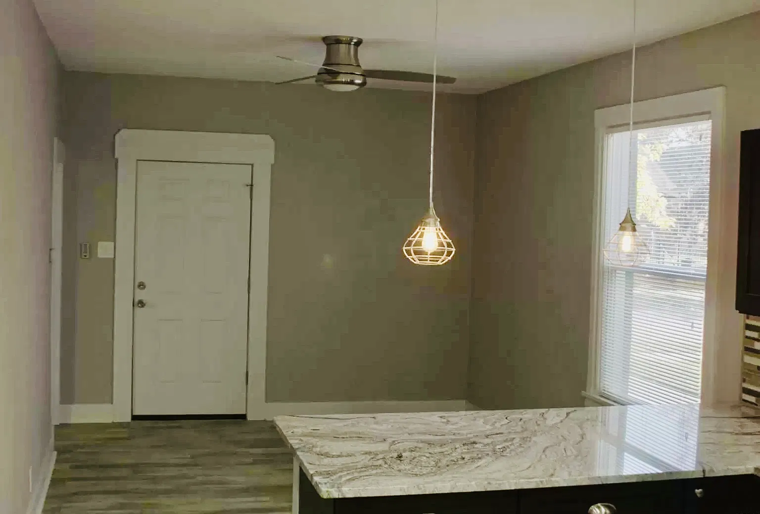 215 S Lafayette St — Photo 4