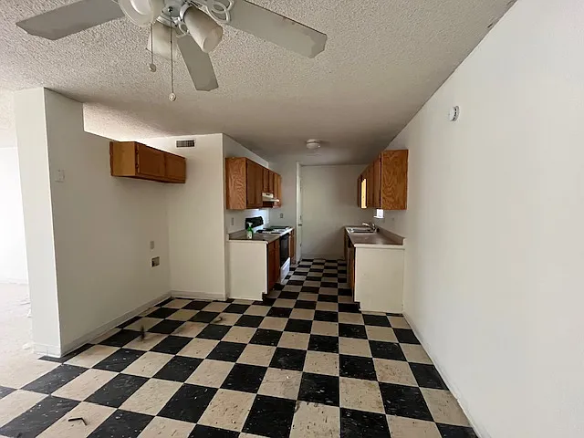 20 Opal St