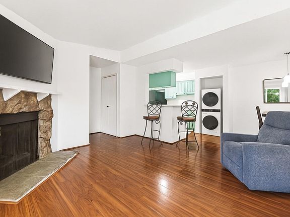 5th image of 6001 Reims Rd APT 908