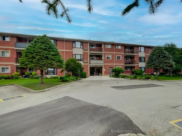 440 Durham St W #306, Wellington North, ON N0G 2L1