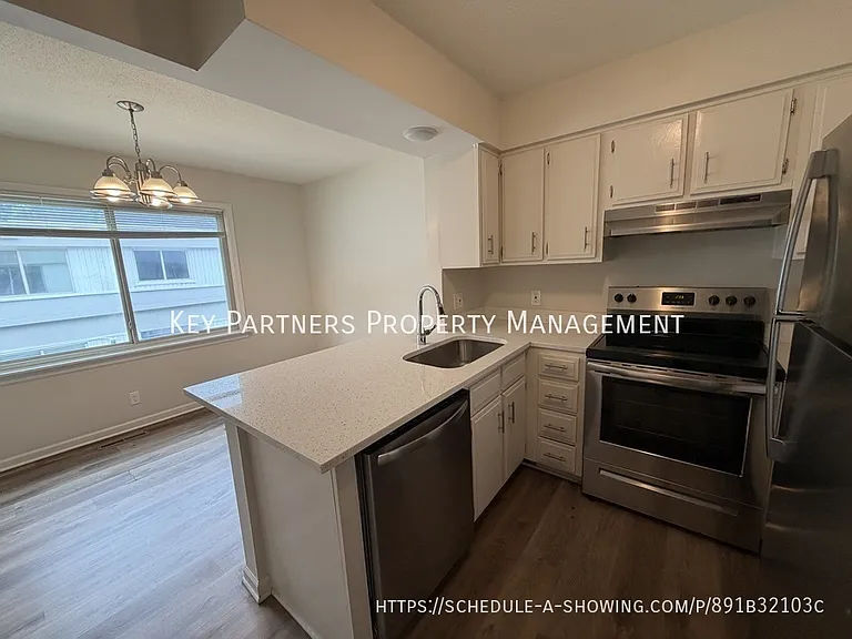8833 Glenwood St #18 — Photo 6