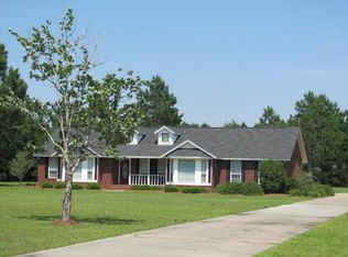 37 Kendall Stone Rd, Hazlehurst, GA 31539