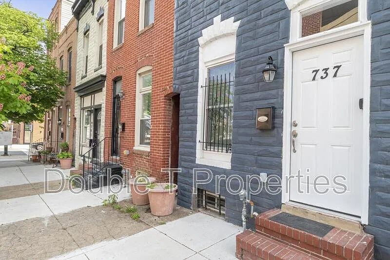 2 bed, 2.5 bath, 1125 sqft, $1,850 — Photo 2