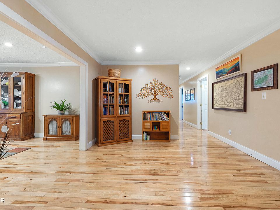 13th image of this home