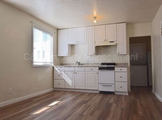 476 Cortes St APT D, Monterey, CA 93940