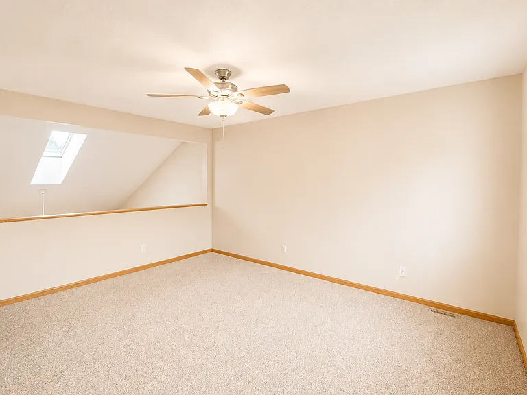 2607 Tuxedo Ln NW — Photo 13