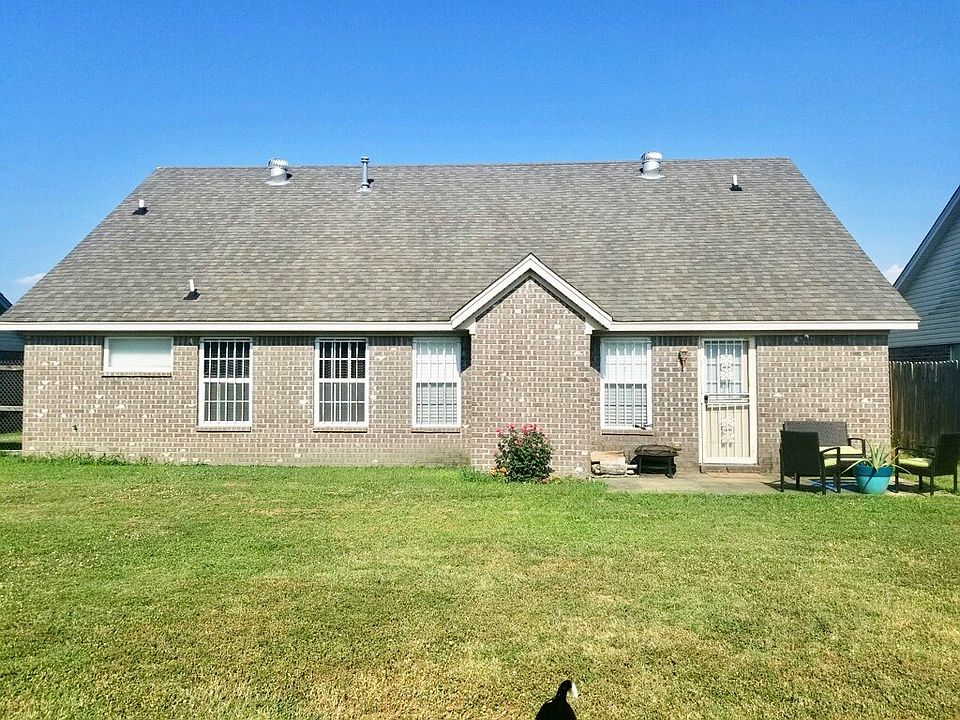 2nd image of 904 Pleasant Plains Cv