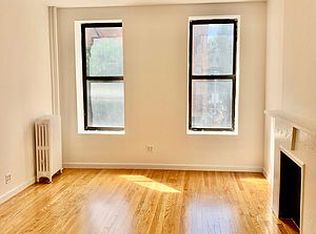 1698 2nd Ave #3W, New York, NY 10128