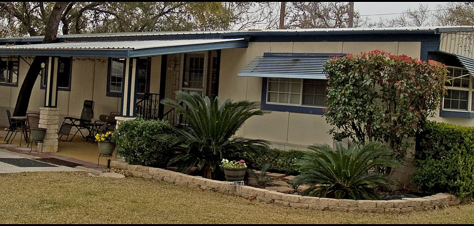 1st image of 211 County Road 136c
