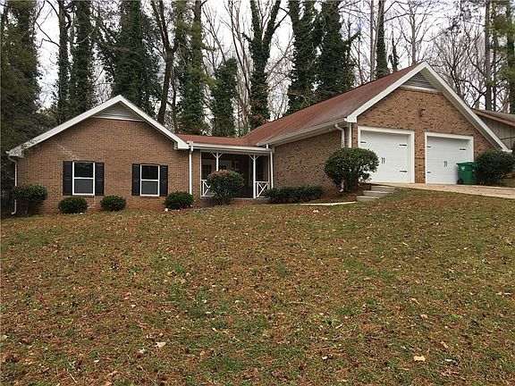 2nd image of 3254 Moravia Dr