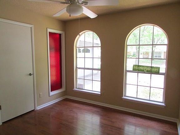 5th image of 1400 S Paradise Ln